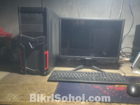 Intel Pentium Gold 11 Gen Computer